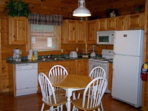Mountain Shadows Resort Gatlinburg Rum bild